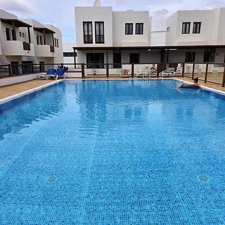 プエルト・カレロDuplex Noray Vista A La Piscinaアパートメント エクステリア 写真